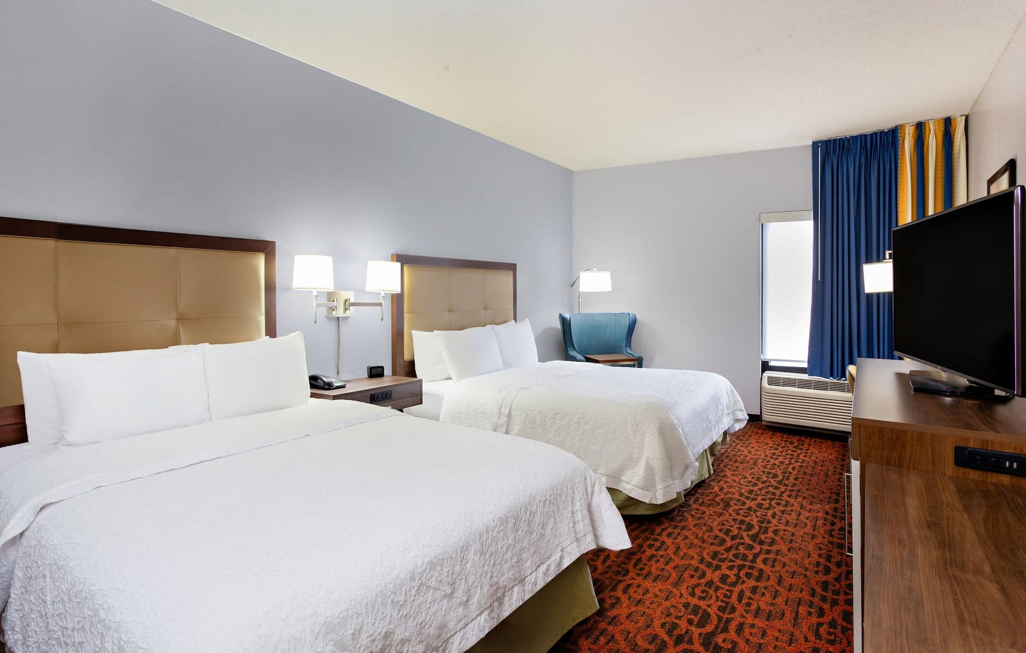 Hampton Inn By Hilton Spring Hill Timber Pines Exterior photo