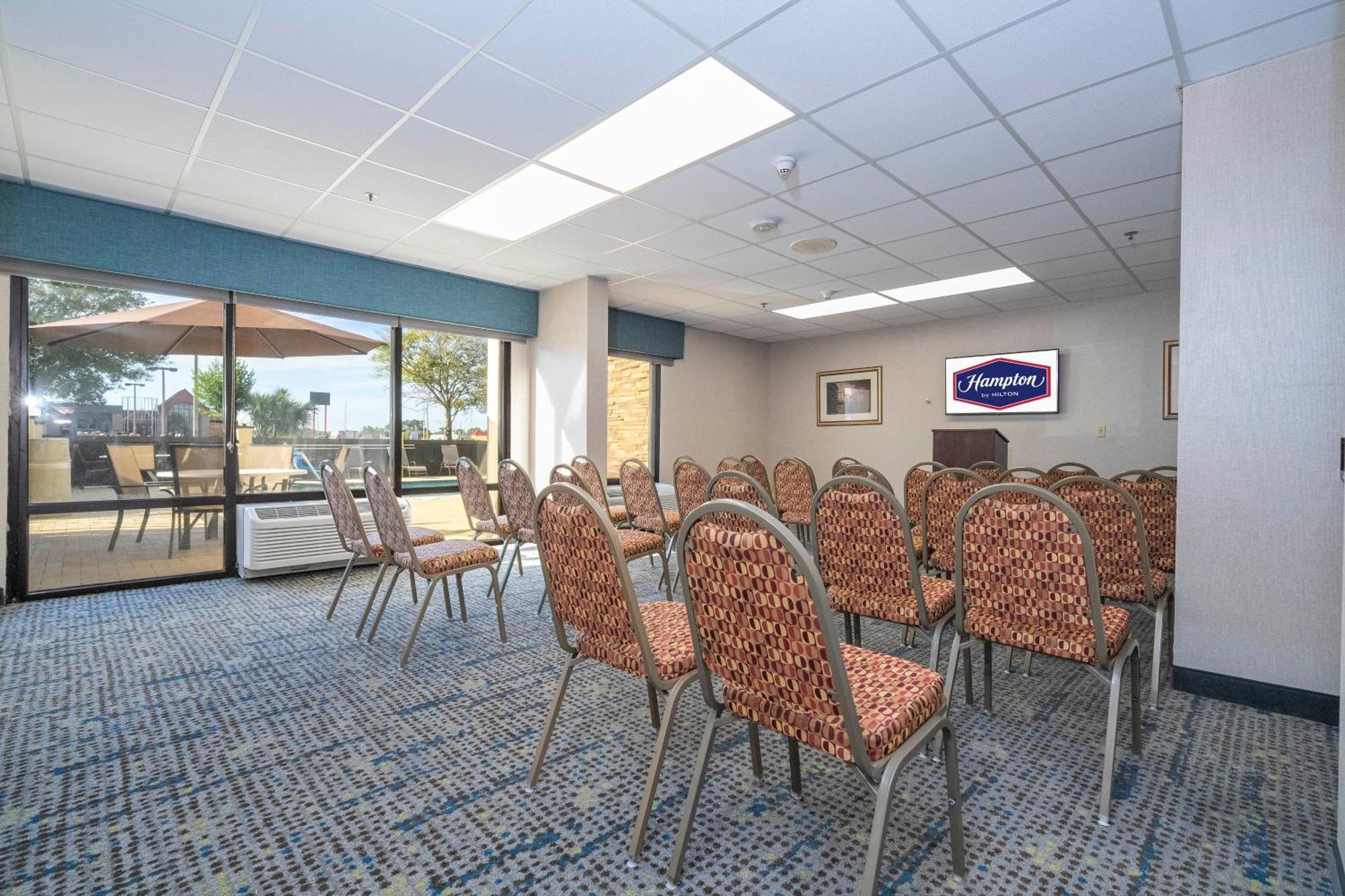 Hampton Inn By Hilton Spring Hill Timber Pines Exterior photo